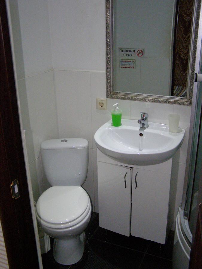 Hotel Sadok Kiev Exterior foto